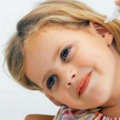 كيفية علاج التهاب الأذن الوسطى عند الطفل