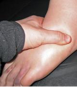 ادم پاها در مردان: علل، درمان در خانه